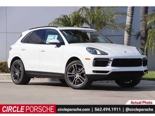 New 2022 Porsche Cayenne Base
