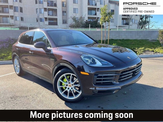 Certified Pre-Owned 2021 Porsche Cayenne E-Hybrid Base