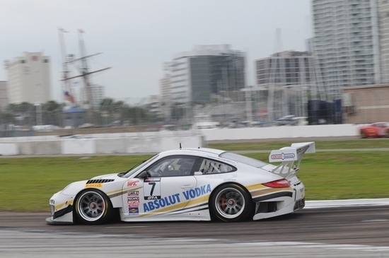 Porsche-911-GT3-R-Porsche-Cayman-S-Qualify-for-Pirelli-World-Challenge-at-St-Pete