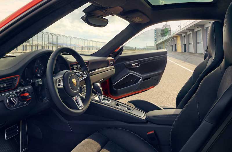 Porsche Connect